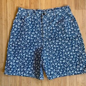 Vintage Cherokee Blue & White Denim Floral Shorts Women's Size 16 High Waist 32